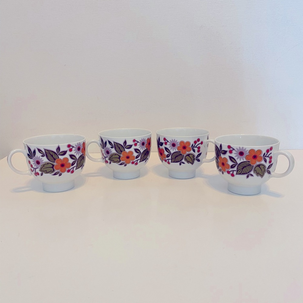 Set of 4 Vintage Schumann Bavaria Arzberg Germany Floral Teacups